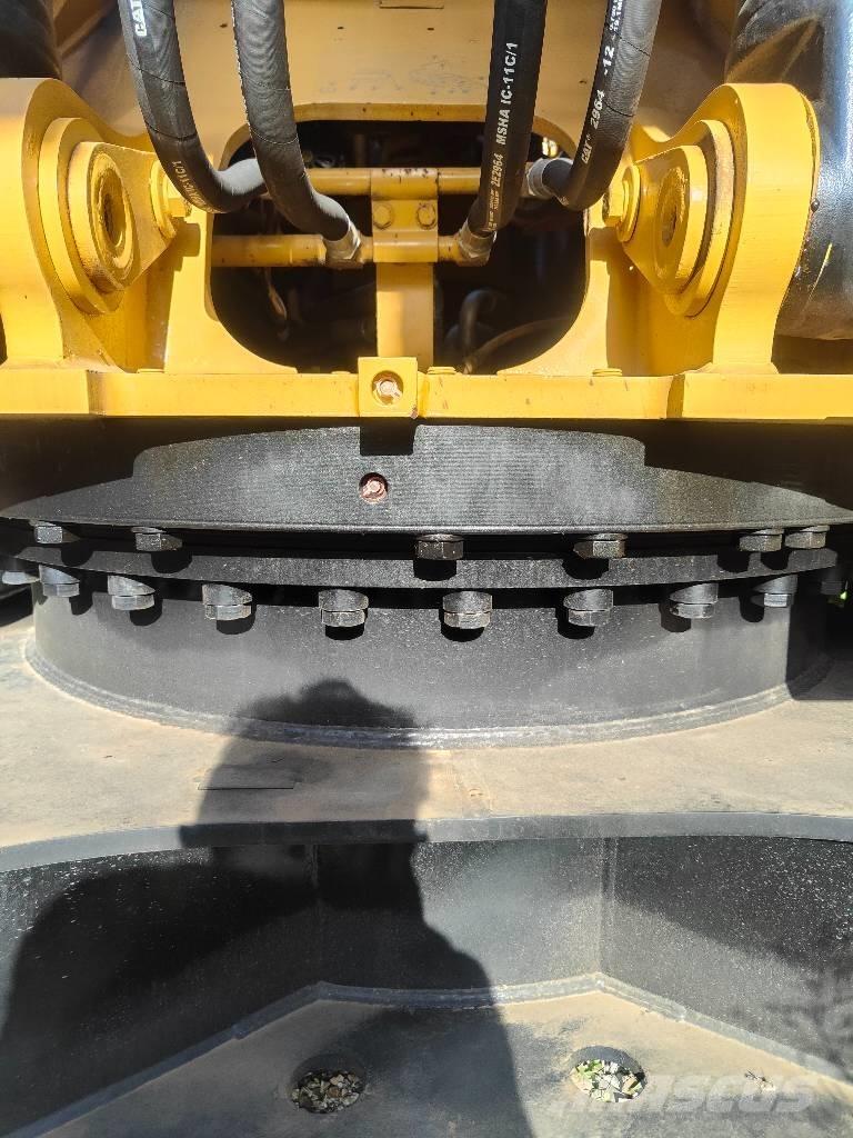 CAT 330 D Гусеничные экскаваторы