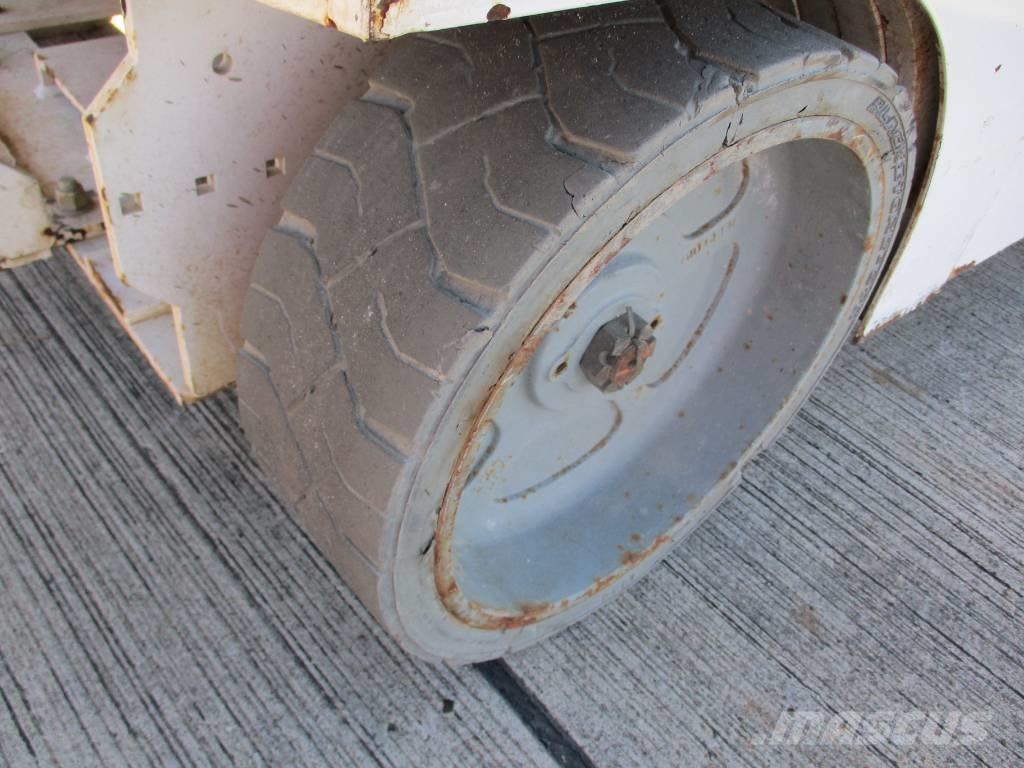 Genie GS 2046 Ножничные подъемники