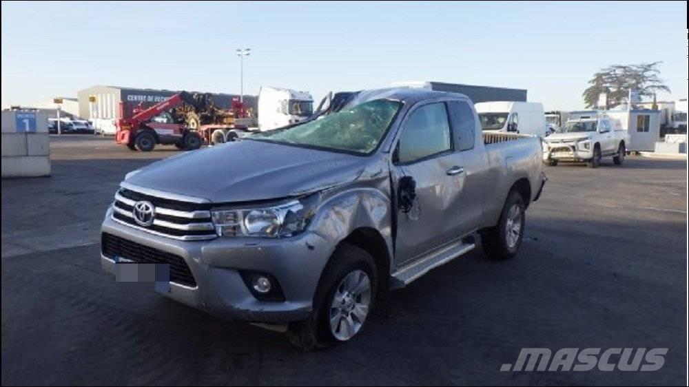 Toyota Hilux 5 Прочие фургоны