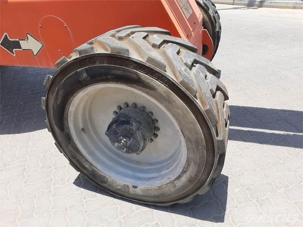 JLG 1350SJP Телескопические подъемники