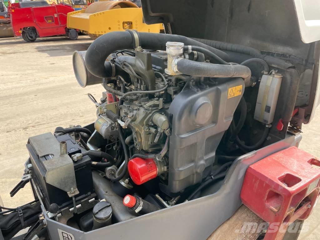 Dynapac CC1200C Комбинированные катки