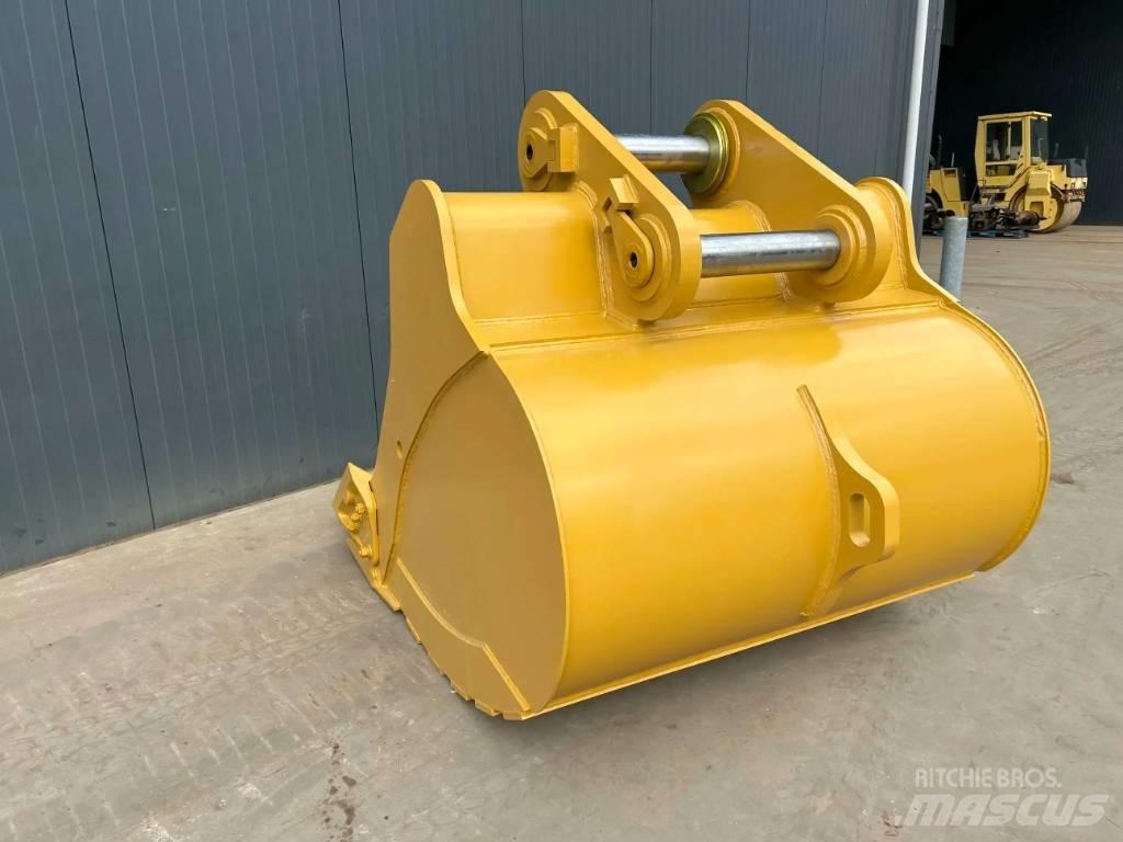 CAT 349D - UB Ковши