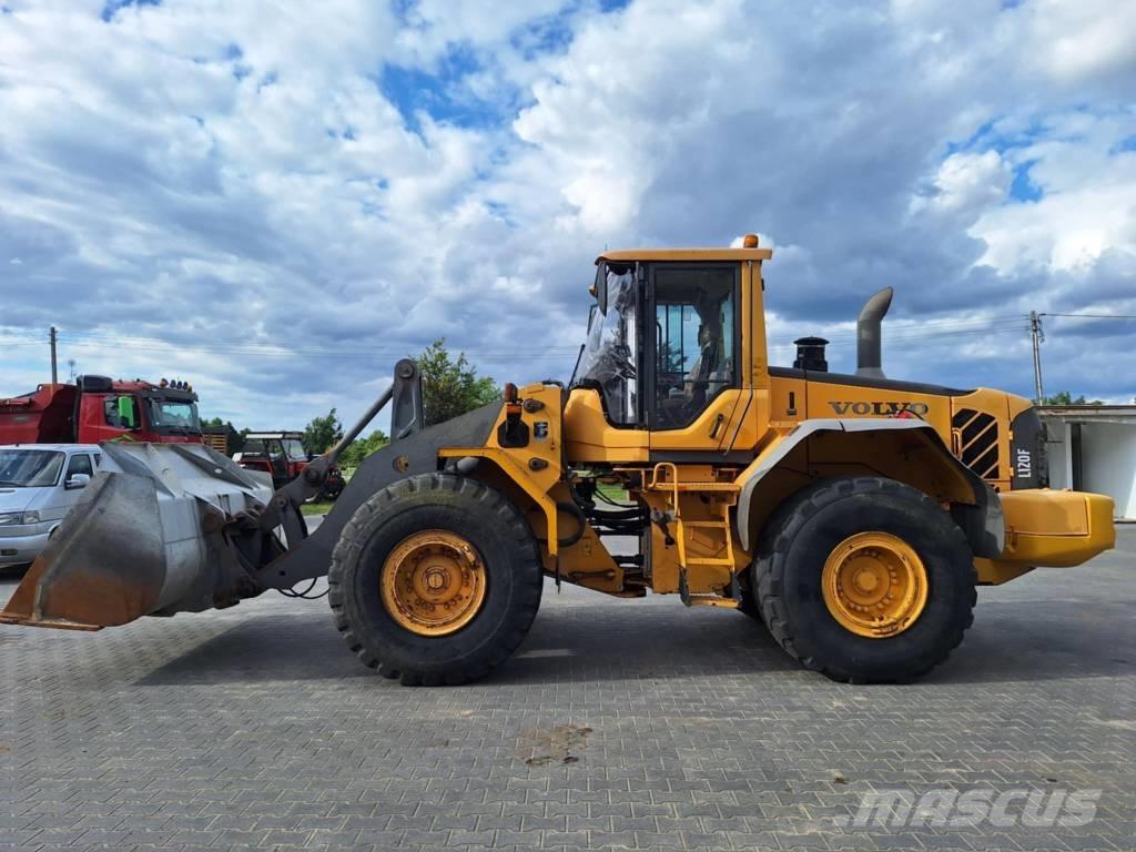 Volvo L 120 F Фронтальные погрузчики