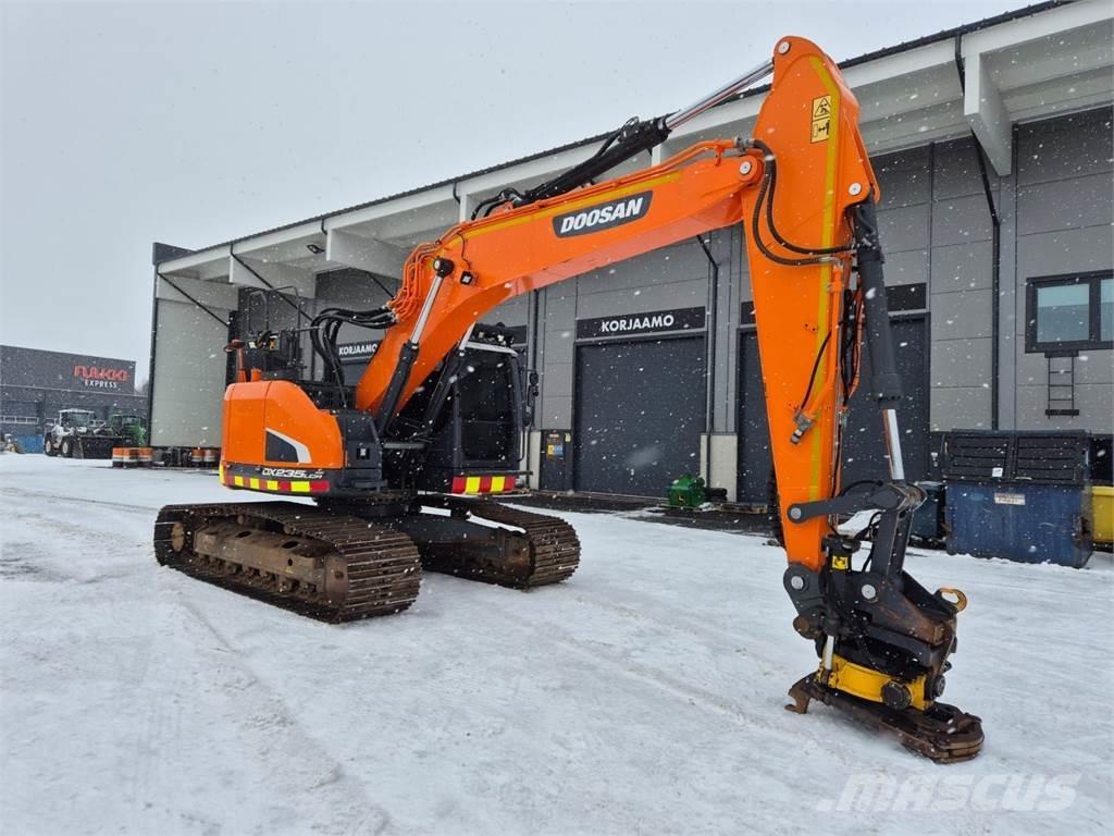 Doosan DX235LCR-5 Гусеничные экскаваторы