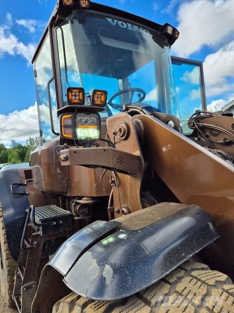 Volvo L 70 E Фронтальные погрузчики
