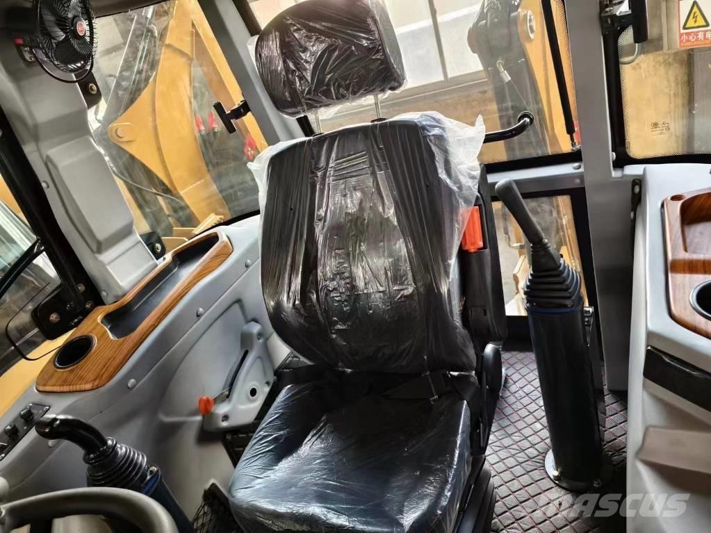 CAT 416F Экскаваторы-погрузчики