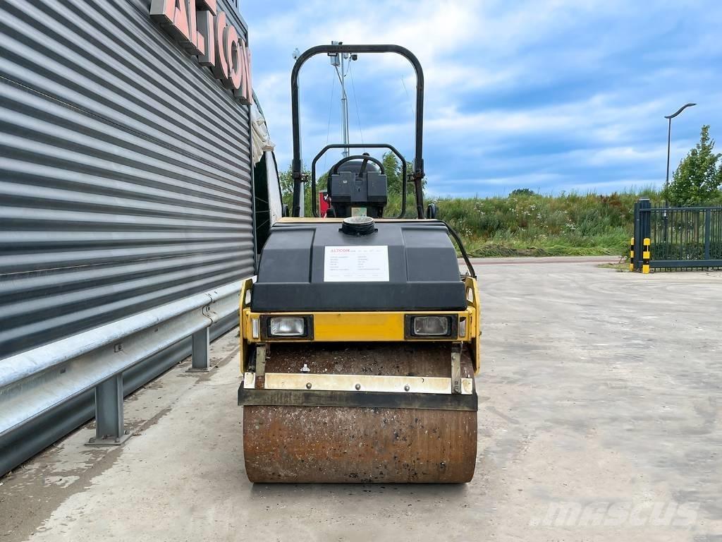 Dynapac CC102 Катки тротуарные