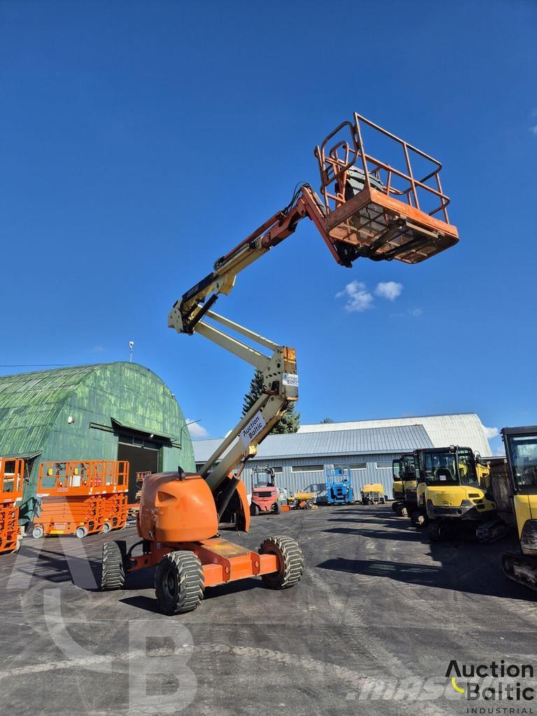 JLG 450 AJ Коленчатые подъемники