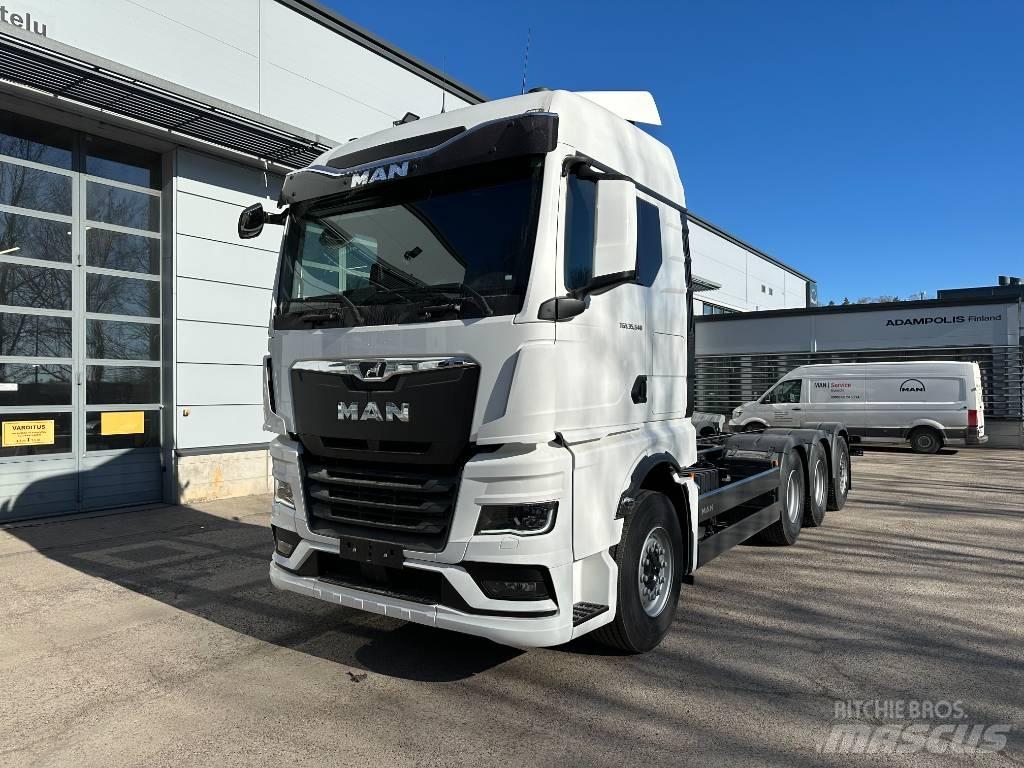 MAN TGX 35.540 8X4-4 Шасси с кабиной