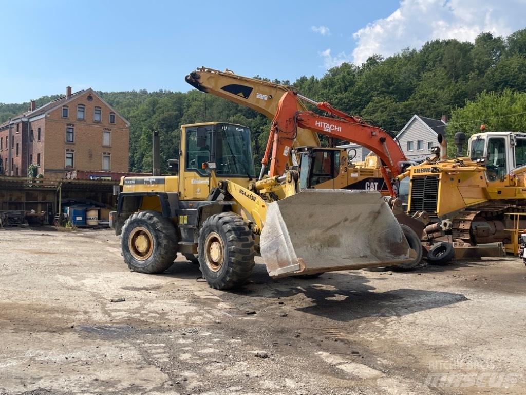 Komatsu WA 270-3 Фронтальные погрузчики