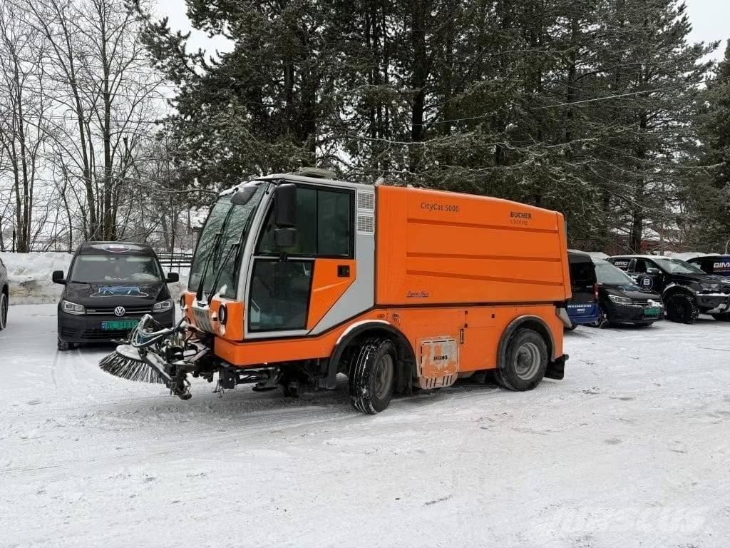 Bucher CityCat 5000 Вакуумные уборочные машины