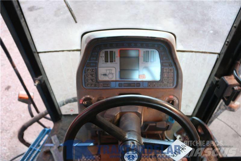 New Holland 8870 Кабины