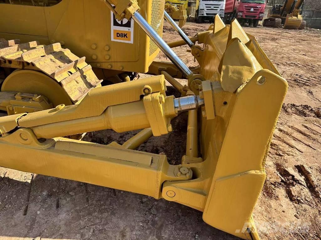 CAT D8K Гусеничные бульдозеры