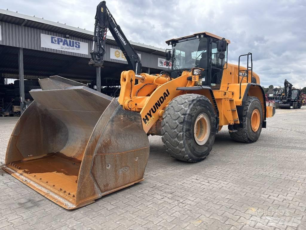 Hyundai HL 975 Фронтальные погрузчики