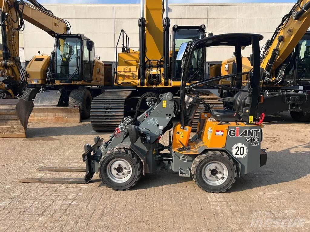 GiANT G1100 Фронтальные погрузчики