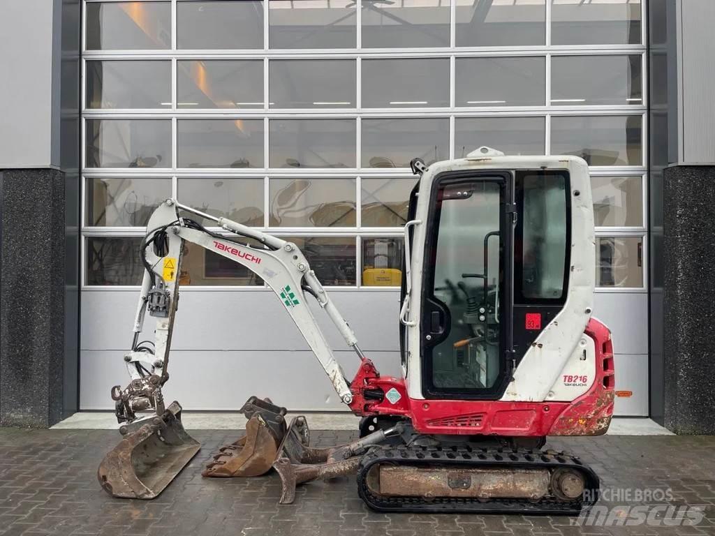 Takeuchi TB216 Мини-экскаваторы