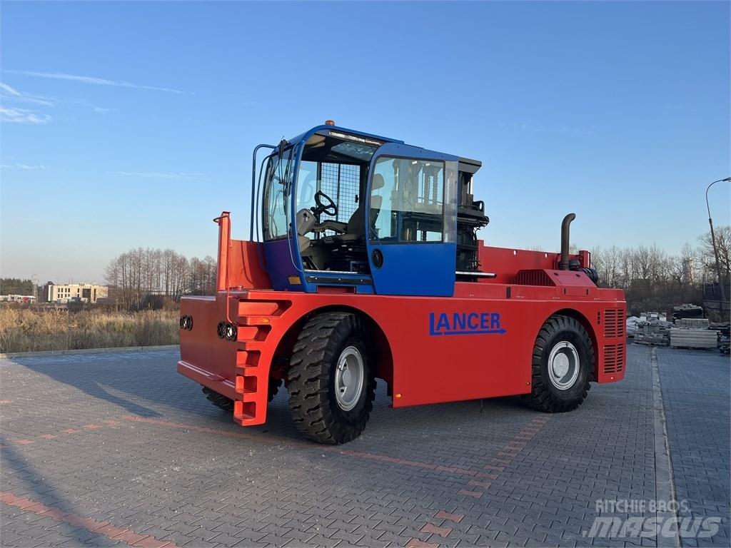 Terra LQ180/16/35 Боковые погрузчики
