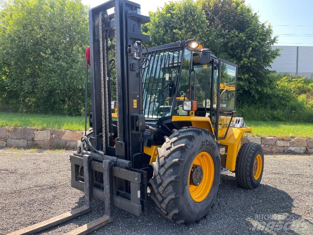 JCB 940-2 T4 Внедорожные погрузчики