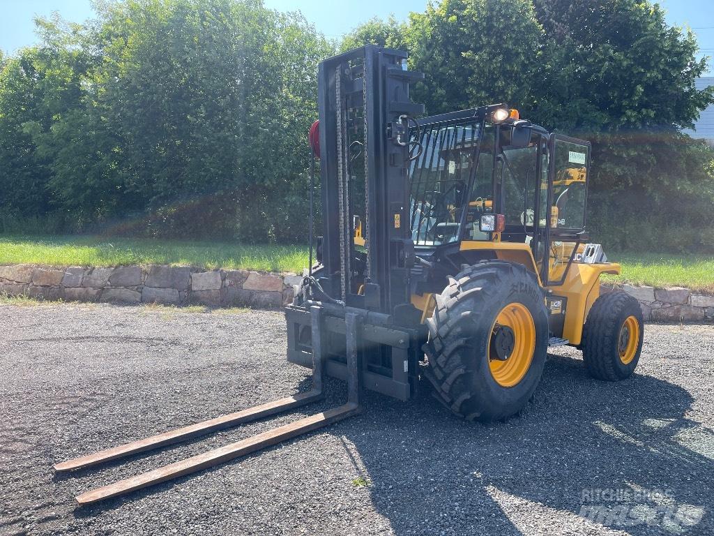JCB 940-2 T4 Внедорожные погрузчики