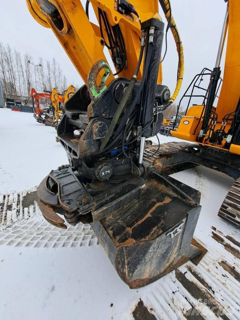 JCB JS210LC T4F Гусеничные экскаваторы