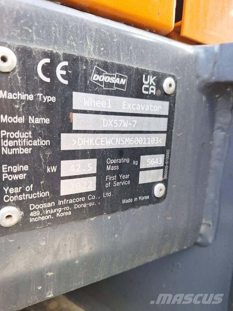 Doosan DX 57 W Колёсные экскаваторы