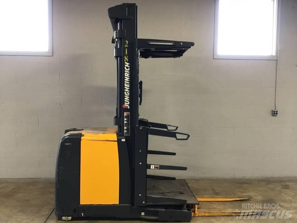 Jungheinrich EKS208 Вертикальные комплектовщики