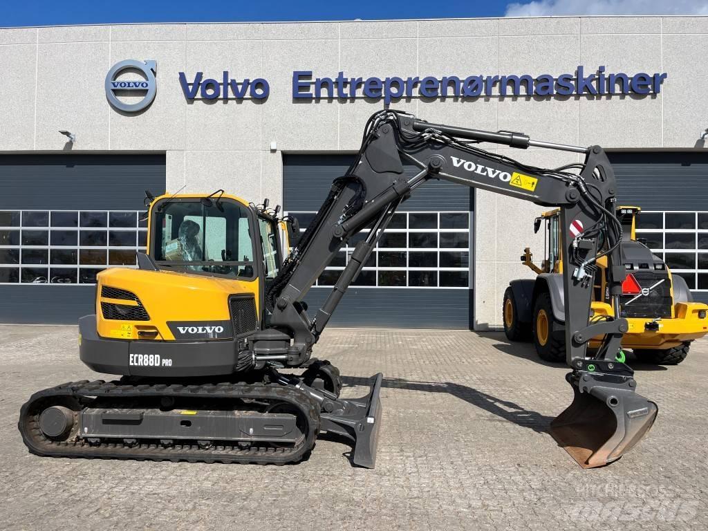 Volvo ECR88D Малые экскаваторы 7т-12т