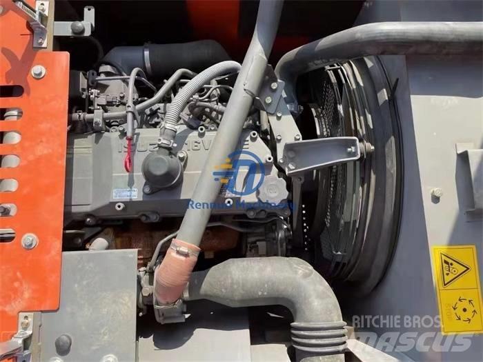 Hitachi ZX 240-3 Гусеничные экскаваторы