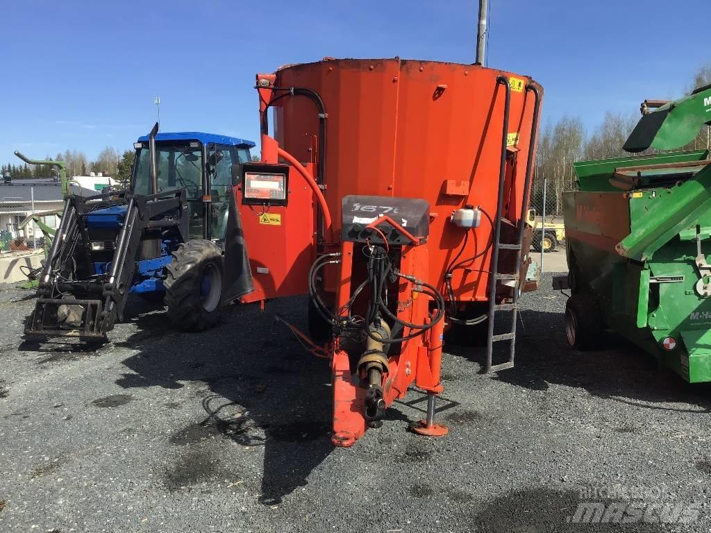 Kuhn EuroMix I Кормораздатчики