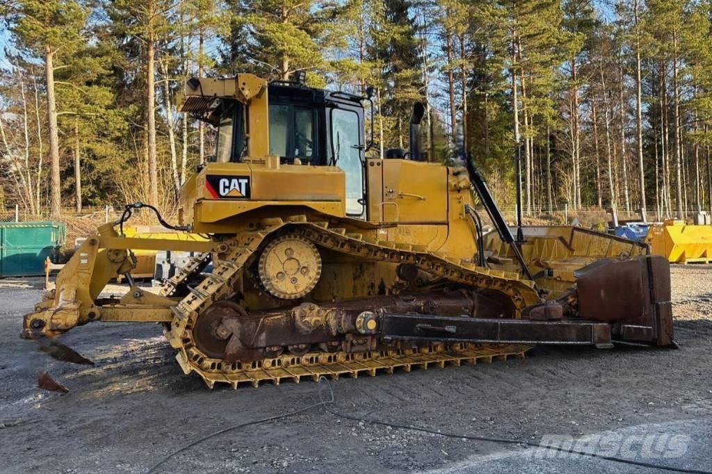 CAT D 6 T LGP Гусеничные бульдозеры