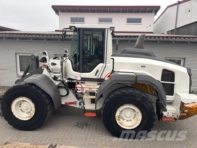 Volvo Radlader L110H Фронтальные погрузчики