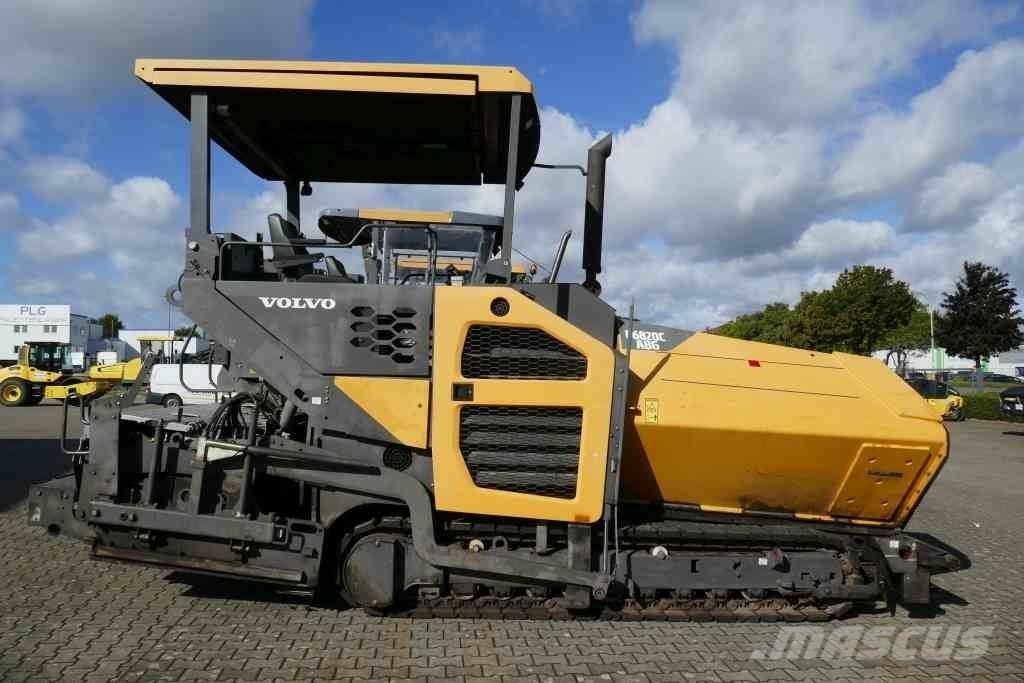 Volvo ABG P 6820  C Асфальтоукладчики