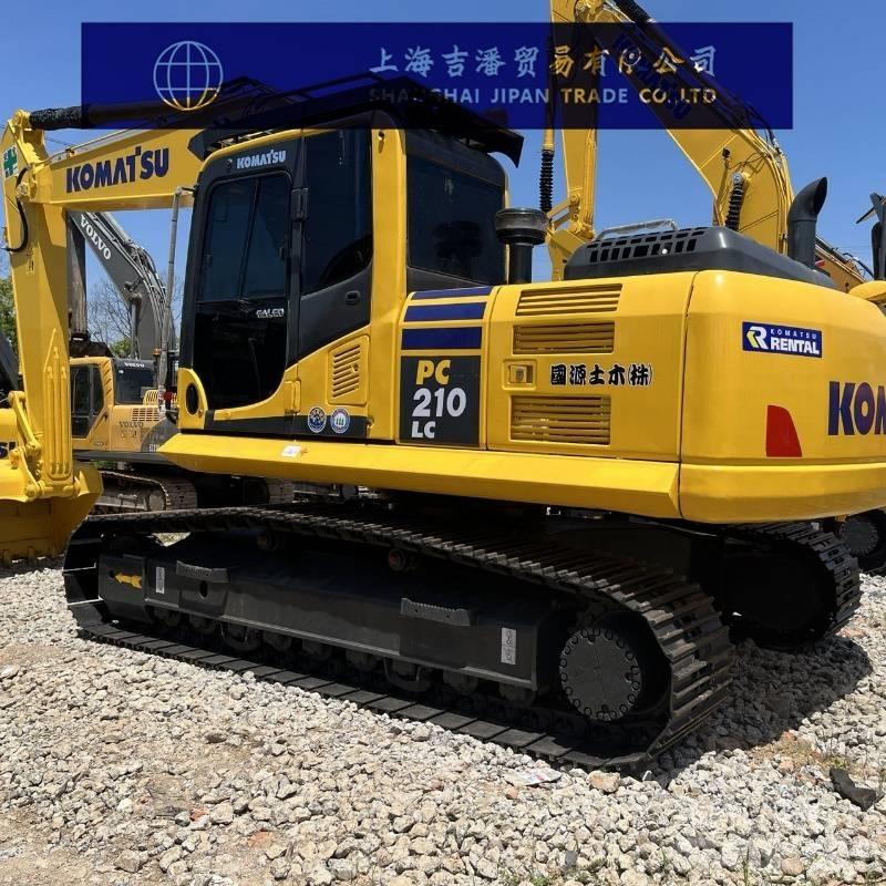 Komatsu PC 210 Гусеничные экскаваторы
