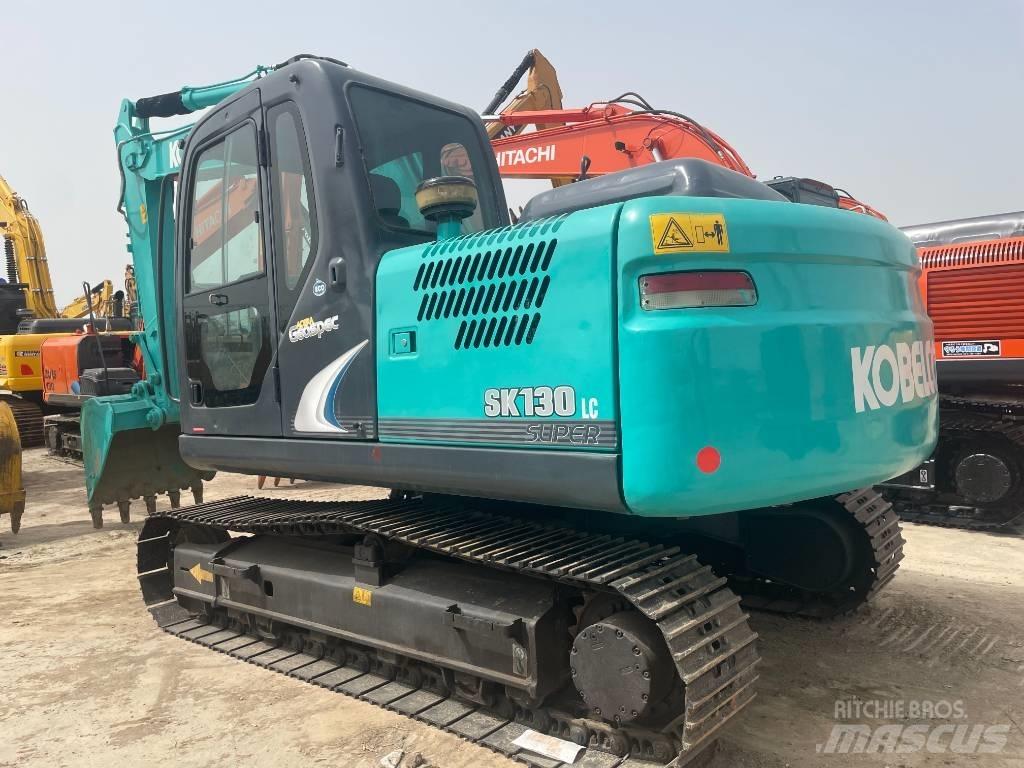 Kobelco SK 130 Гусеничные экскаваторы