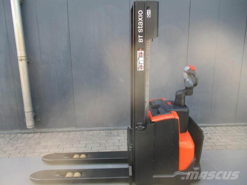 BT SWE 100 Ручные штабелёры с электроподъёмом