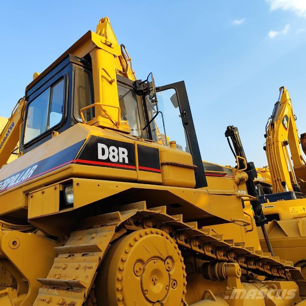 CAT D 8 R Гусеничные бульдозеры