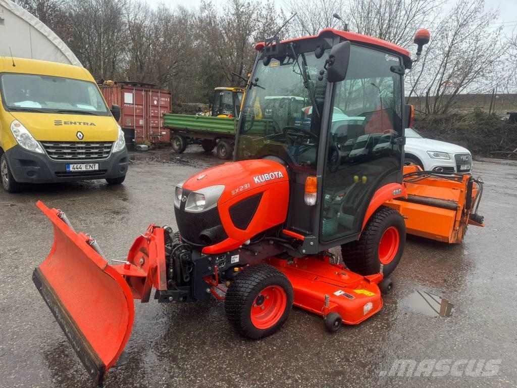 Kubota BX231 Коммунальные тракторы
