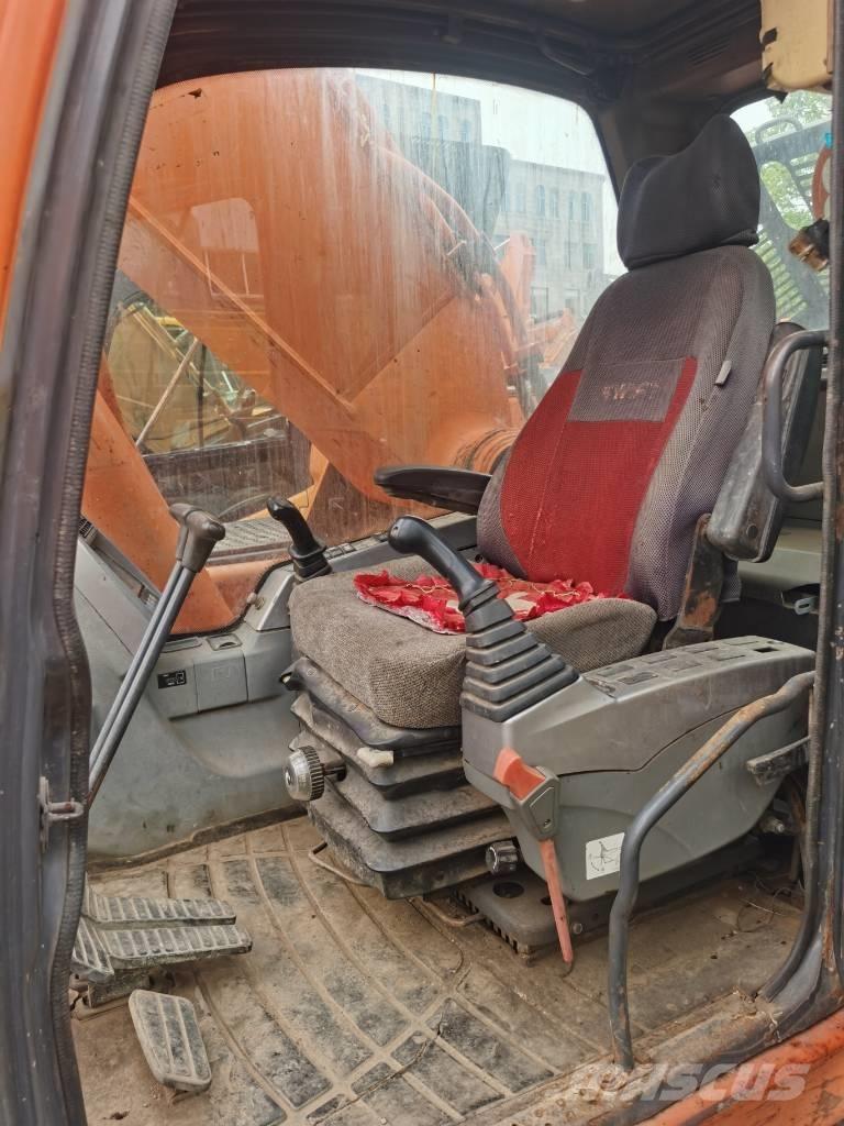 Doosan DX300LC-9C Гусеничные экскаваторы