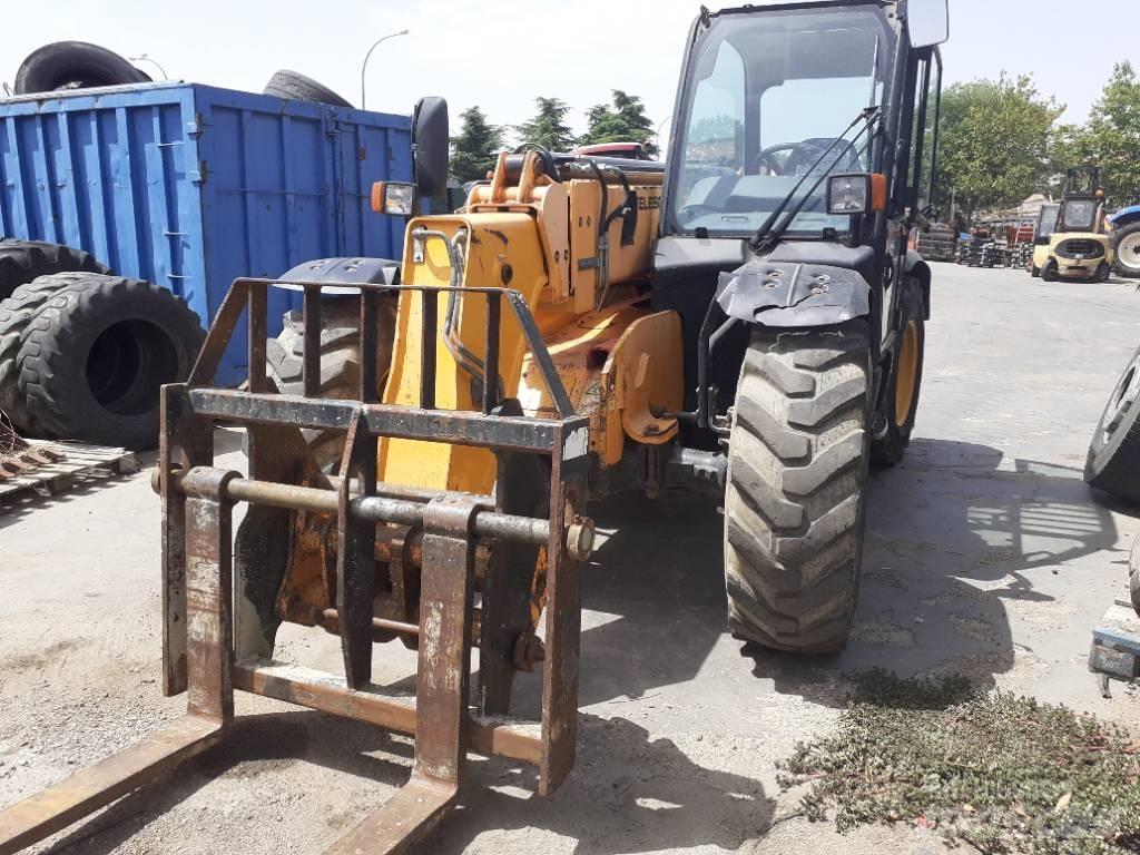 JCB 535-95 Сельскохозяйственные телескопические погрузчики