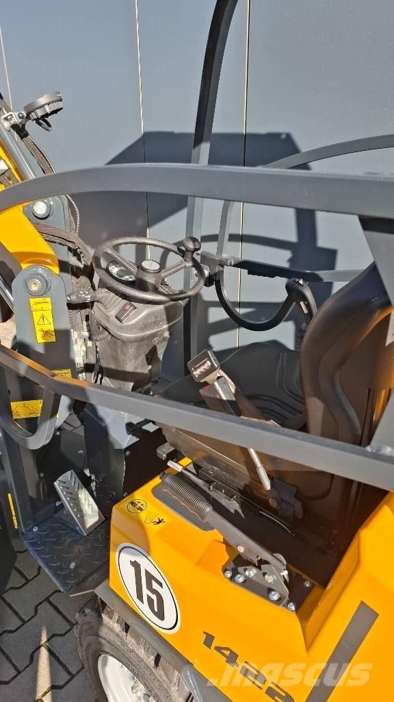 Schäffer 1422 Малые погрузчики