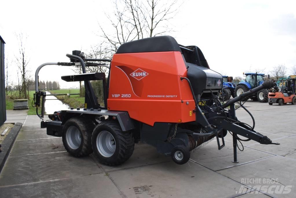 Kuhn VBP 2160 Рулонные пресс-подборщики