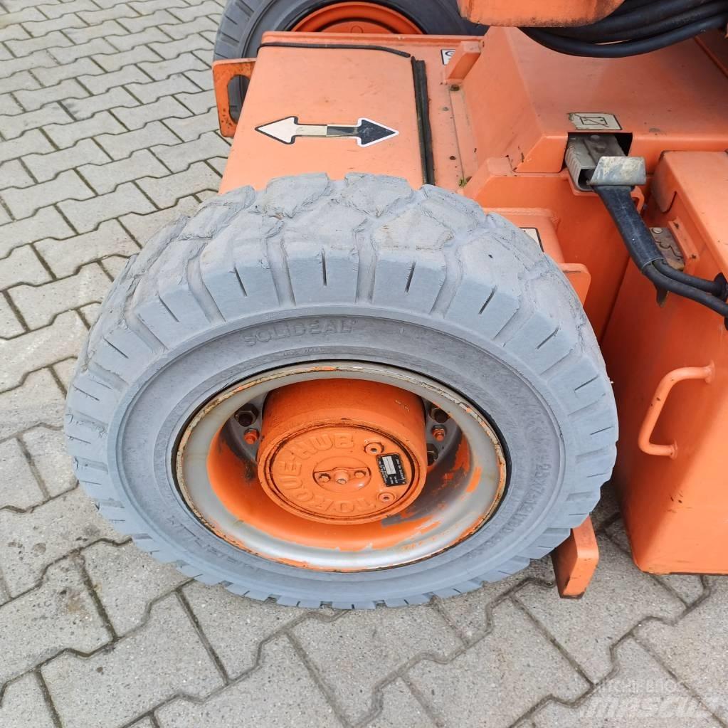 JLG E300AJP Коленчатые подъемники