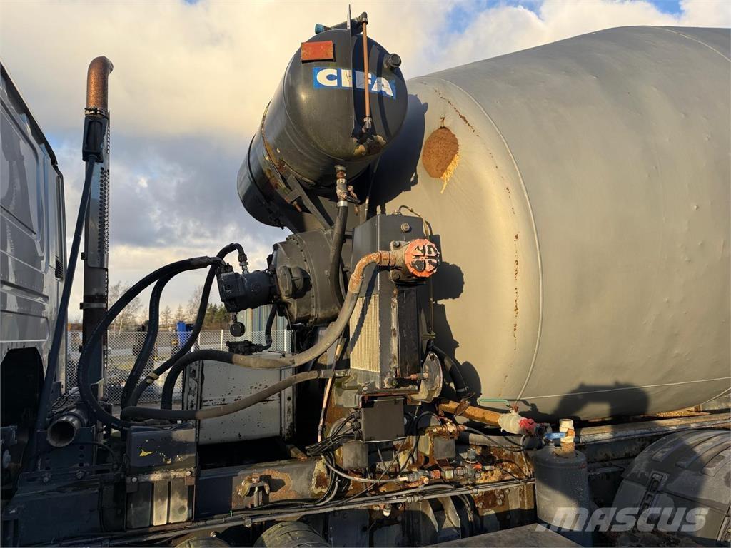 Scania P420 8x4 Автобетоносмесители