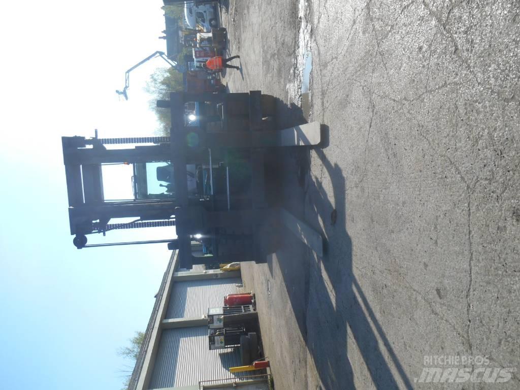 SMV 33-1200C Дизельные погрузчики