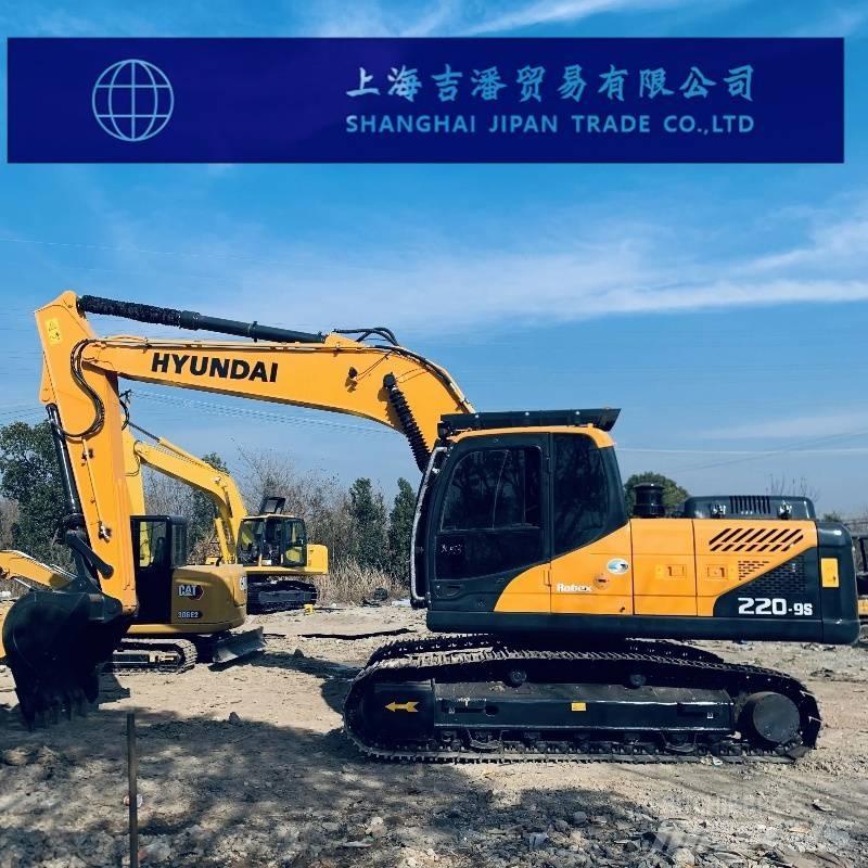 Hyundai R220 Гусеничные экскаваторы