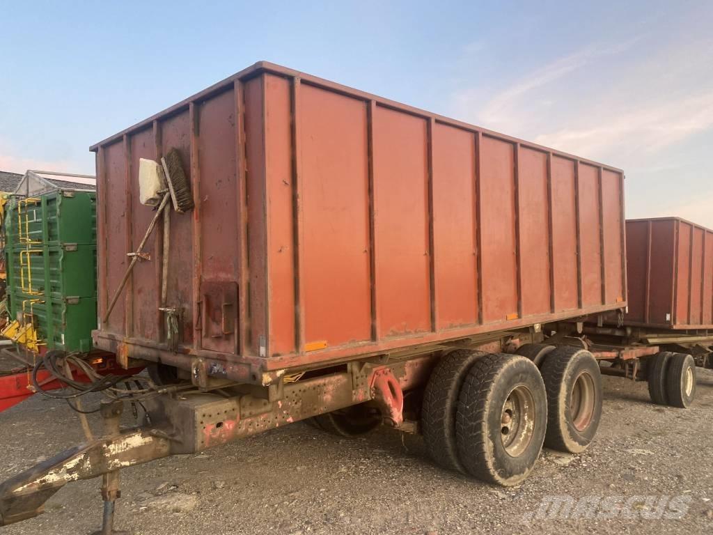 Scania vogntræk Тракторные самосвальные прицепы