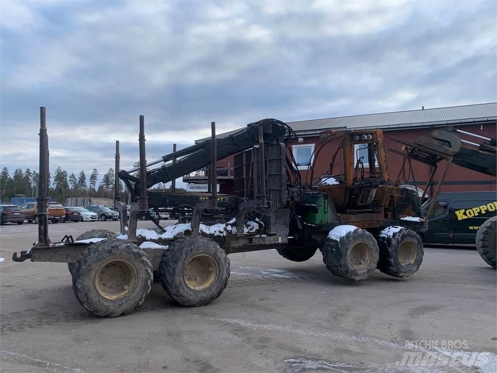 John Deere 1010E Форвардеры