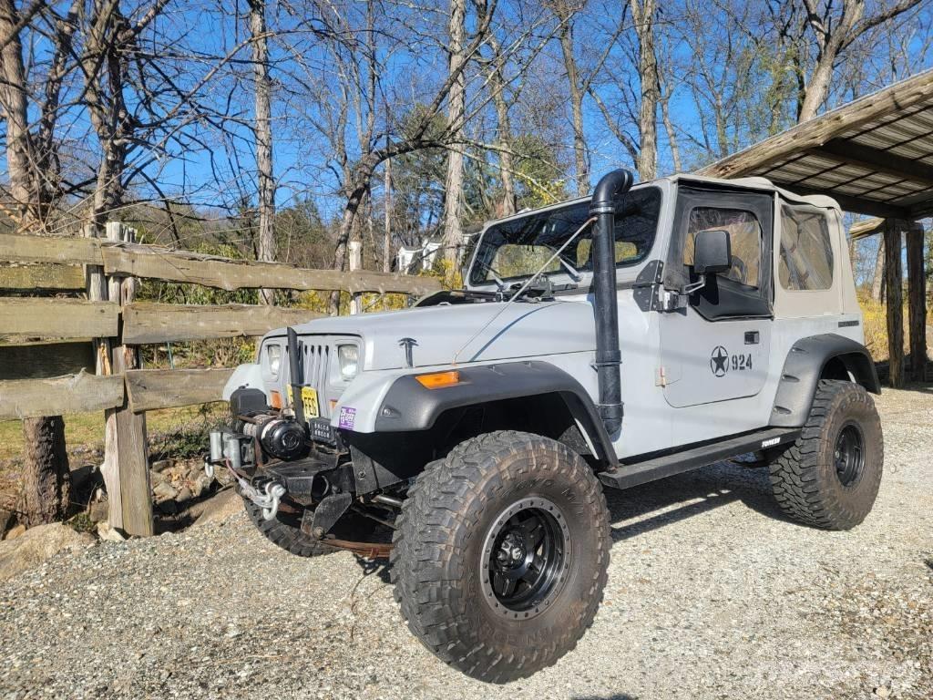 Jeep WRANGLER YJ Строительная техника - Другие