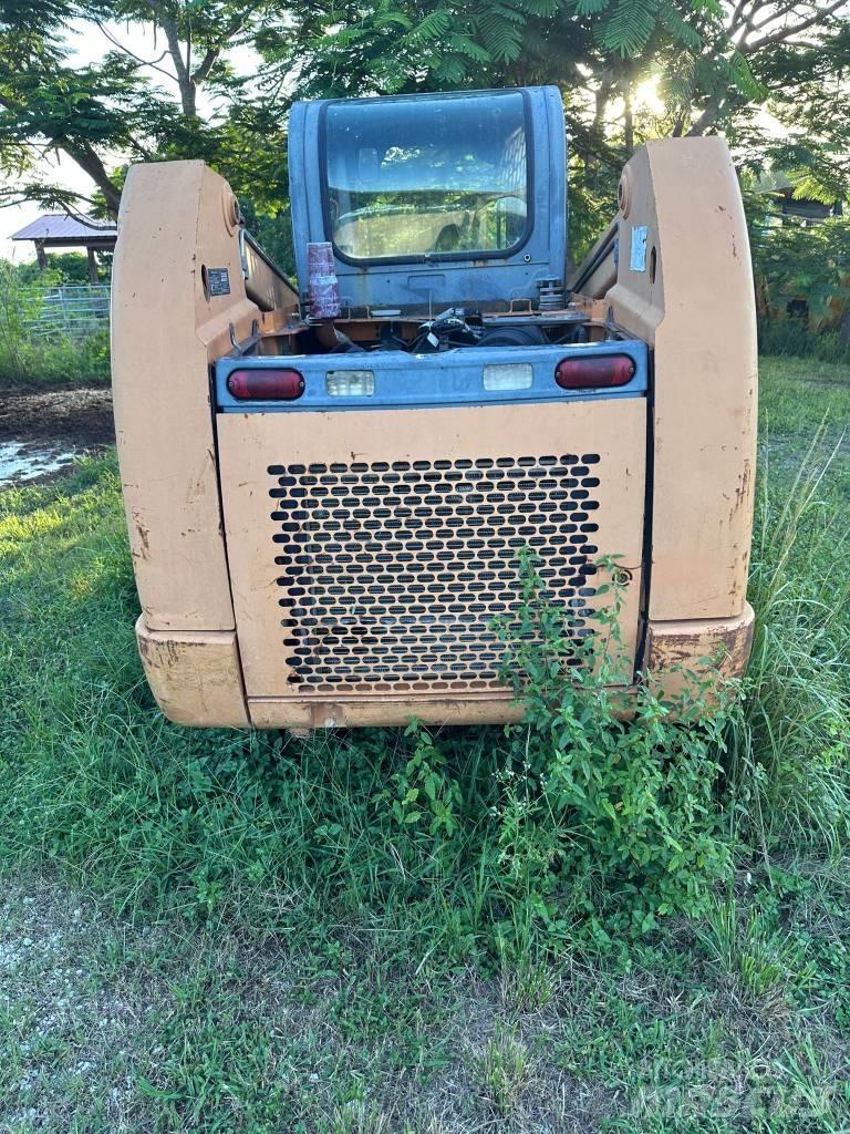 CASE SR 250 Мини-погрузчики
