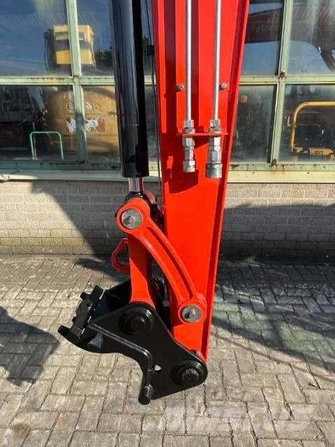 Kubota KX 080-4 Малые экскаваторы 7т-12т